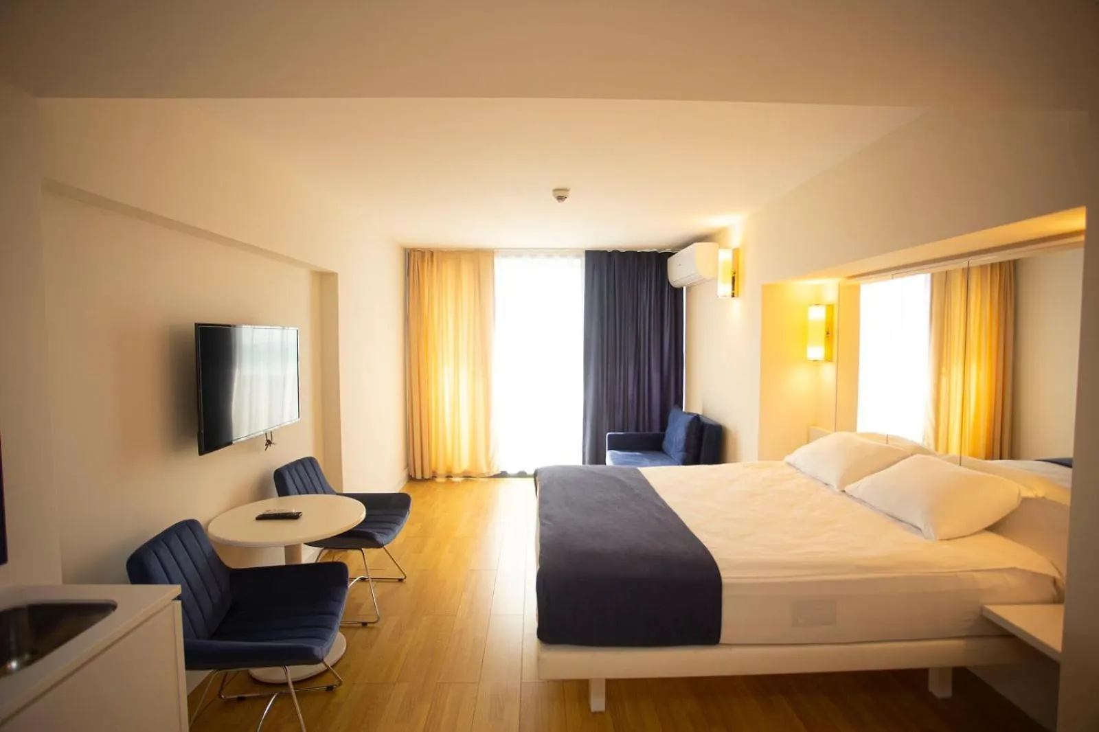 My Sunshine Apartments Batum 0*,